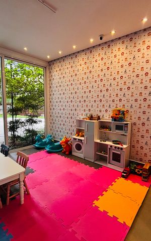 Apartamento à venda com 196m², 3 quartos e 3 vagas Apartamento à venda com 196m², 3 quartos e 3 vagasBrinquedoteca