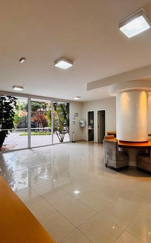 Apartamento à venda com 196m², 3 quartos e 3 vagas Apartamento à venda com 196m², 3 quartos e 3 vagasÁrea comum - Salão de festas