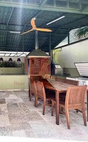 Apartamento à venda com 240m², 3 quartos e 3 vagas
