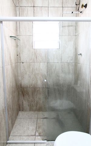 Casa para alugar com 60m², 2 quartos e sem vaga Casa para alugar com 60m², 2 quartos e sem vagaBanheiro