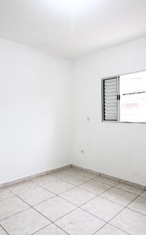 Casa para alugar com 60m², 2 quartos e sem vaga Casa para alugar com 60m², 2 quartos e sem vagaQuarto 1
