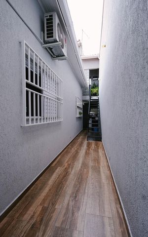 Casa à venda com 110m², 2 quartos e 2 vagasÁrea externa