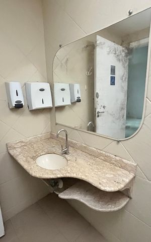 Casa à venda com 190m², 4 quartos e sem vagaBanheiro Social