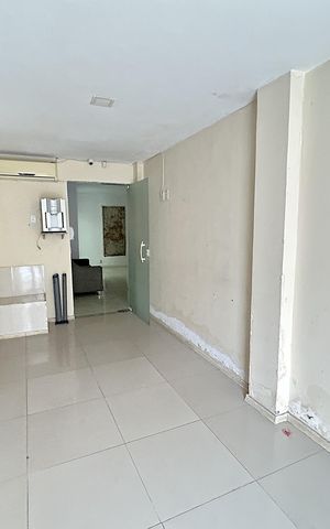 Casa à venda com 190m², 4 quartos e sem vagaSala 2