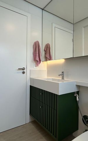 Apartamento para alugar com 74m², 2 quartos e 1 vaga Apartamento para alugar com 74m², 2 quartos e 1 vagaBanheiro