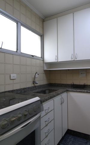 Apartamento para alugar com 65m², 2 quartos e 1 vagaCozinha e Área de Serviço