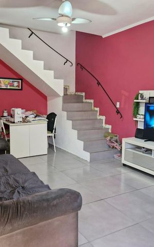 Casa à venda com 71m², 3 quartos e 1 vaga Casa à venda com 71m², 3 quartos e 1 vagaSala