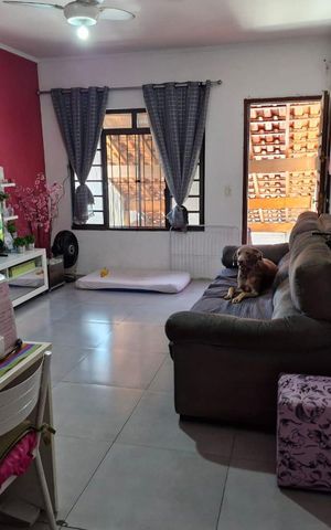Casa à venda com 71m², 3 quartos e 1 vaga Casa à venda com 71m², 3 quartos e 1 vagaSala
