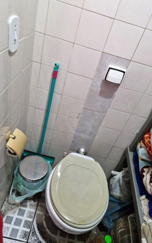 Casa à venda com 71m², 3 quartos e 1 vaga Casa à venda com 71m², 3 quartos e 1 vagaBanheiro