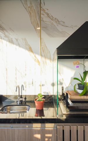 Apartamento à venda com 123m², 3 quartos e 2 vagas Apartamento à venda com 123m², 3 quartos e 2 vagasVaranda