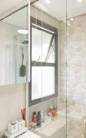 Apartamento à venda com 123m², 3 quartos e 2 vagas Apartamento à venda com 123m², 3 quartos e 2 vagasBanheiro da Suíte