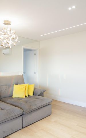 Apartamento à venda com 123m², 3 quartos e 2 vagas Apartamento à venda com 123m², 3 quartos e 2 vagasSala
