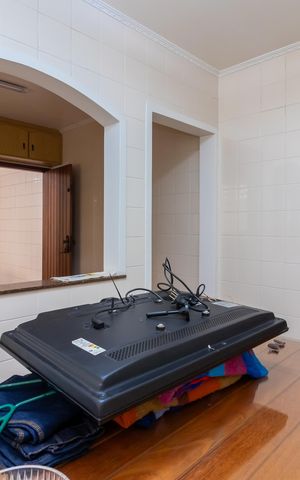 Casa à venda com 233m², 3 quartos e 8 vagas Casa à venda com 233m², 3 quartos e 8 vagasSala de Jantar
