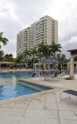 Apartamento à venda com 78m², 3 quartos e 1 vagaÁrea comum - Piscina