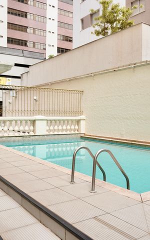 Apartamento para alugar com 102m², 3 quartos e 2 vagasÁrea comum - Piscina Grande 