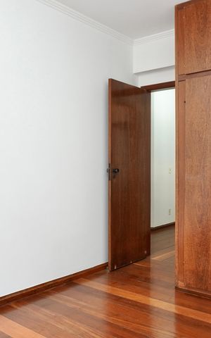 Apartamento para alugar com 102m², 3 quartos e 2 vagasQuarto 2