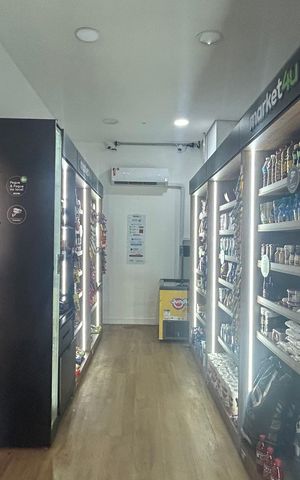 Apartamento à venda com 114m², 3 quartos e 2 vagas Apartamento à venda com 114m², 3 quartos e 2 vagasMini Mercado