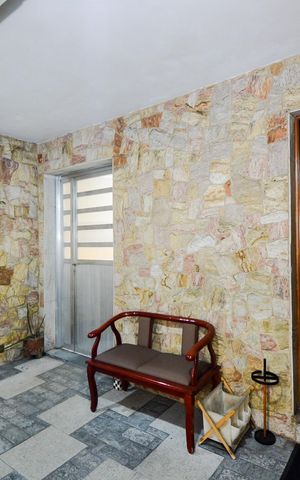 Casa para alugar com 240m², 4 quartos e 4 vagasEntrada Social 