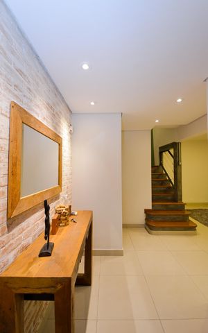 Casa para alugar com 240m², 4 quartos e 4 vagasSala
