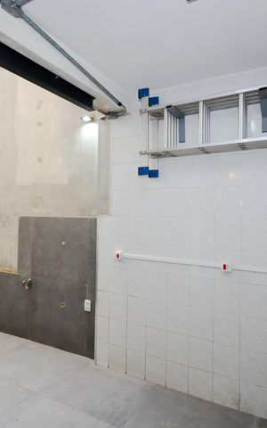 Casa para alugar com 240m², 4 quartos e 4 vagasÁrea de Serviço