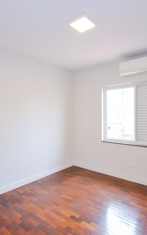 Casa para alugar com 240m², 4 quartos e 4 vagasQuarto 1
