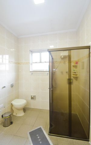 Casa para alugar com 240m², 4 quartos e 4 vagasBanheiro da Suíte