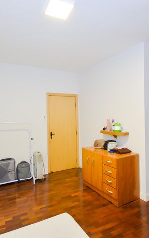 Casa para alugar com 240m², 4 quartos e 4 vagasQuarto 4 - Suíte
