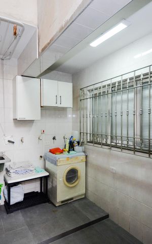 Casa para alugar com 240m², 4 quartos e 4 vagasÁrea de Serviço