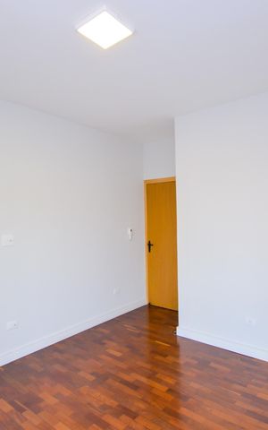 Casa para alugar com 240m², 4 quartos e 4 vagasQuarto 1