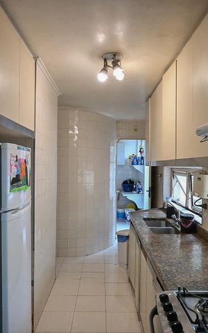 Casa à venda com 450m², 6 quartos e 4 vagasCozinha