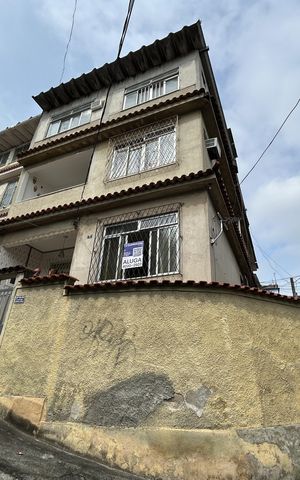 Casa para alugar com 100m², 2 quartos e sem vagaFachada + placa