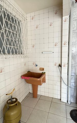 Casa para alugar com 100m², 2 quartos e sem vagaÁrea de Serviço
