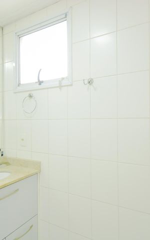 Apartamento para alugar com 80m², 2 quartos e 2 vagasBanheiro da Suíte