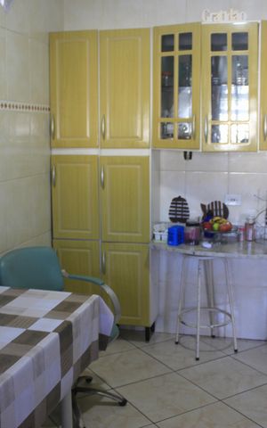 Casa à venda com 352m², 9 quartos e 5 vagasCozinha (casa 1)