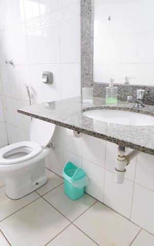 Casa para alugar com 148m², 3 quartos e 2 vagasBanheiro Social