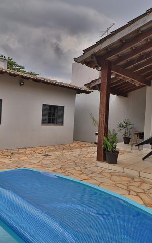 Casa para alugar com 148m², 3 quartos e 2 vagasPiscina