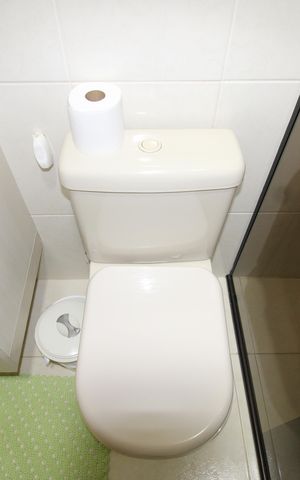 Casa à venda com 130m², 3 quartos e 1 vagaBanheiro 2