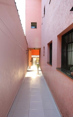 Casa à venda com 130m², 3 quartos e 1 vagaCorredor lateral