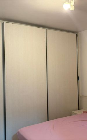 Casa à venda com 250m², 4 quartos e 2 vagas Casa à venda com 250m², 4 quartos e 2 vagasQuarto