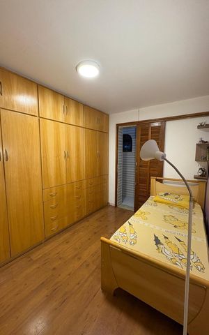 Casa à venda com 250m², 4 quartos e 2 vagas Casa à venda com 250m², 4 quartos e 2 vagasQuarto