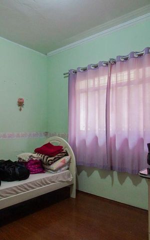 Casa à venda com 195m², 4 quartos e 1 vaga
