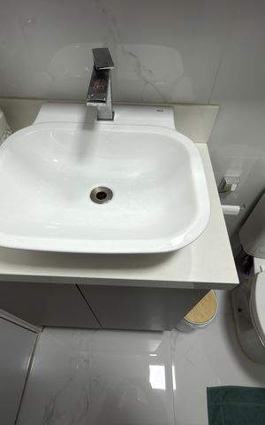 Apartamento à venda com 50m², 2 quartos e 1 vaga Apartamento à venda com 50m², 2 quartos e 1 vagaBanheiro Social