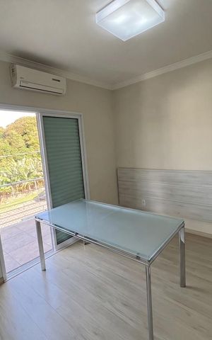 Casa à venda com 349m², 3 quartos e 4 vagas Casa à venda com 349m², 3 quartos e 4 vagasSuíte 2