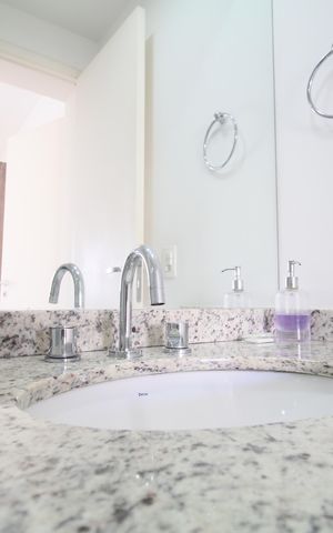 Apartamento para alugar com 67m², 2 quartos e 1 vagaBanheiro da Suíte 2