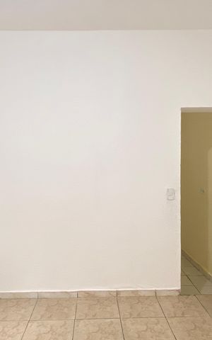 Casa para alugar com 40m², 1 quarto e sem vaga Casa para alugar com 40m², 1 quarto e sem vagaCozinha