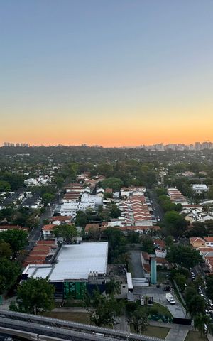 Apartamento para alugar com 74m², 1 quarto e 2 vagas Apartamento para alugar com 74m², 1 quarto e 2 vagasVaranda