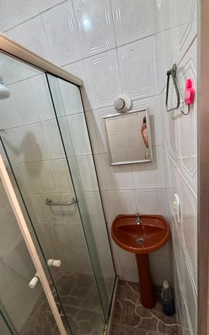 Casa para alugar com 70m², 2 quartos e sem vaga Casa para alugar com 70m², 2 quartos e sem vagaBanheiro