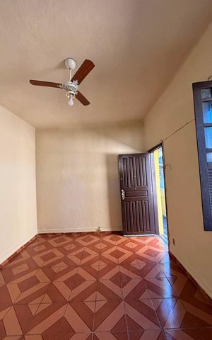 Casa para alugar com 70m², 2 quartos e sem vaga Casa para alugar com 70m², 2 quartos e sem vagaSala