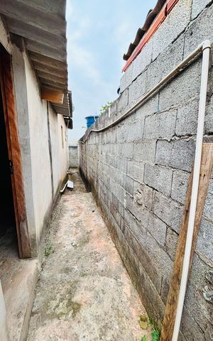 Casa para alugar com 61m², 2 quartos e 1 vaga Casa para alugar com 61m², 2 quartos e 1 vagaCorredor