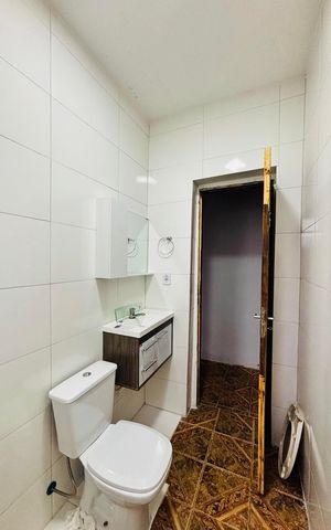 Casa para alugar com 61m², 2 quartos e 1 vaga Casa para alugar com 61m², 2 quartos e 1 vagaBanheiro